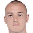 أدريان تشوفان