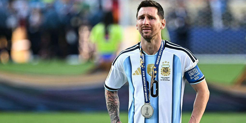 ميسي أبلغ الفريق باعتزاله اللعب الدولي قبل النهائي: الاتحاد الأرجنتيني لكرة القدم بانتظار قراره