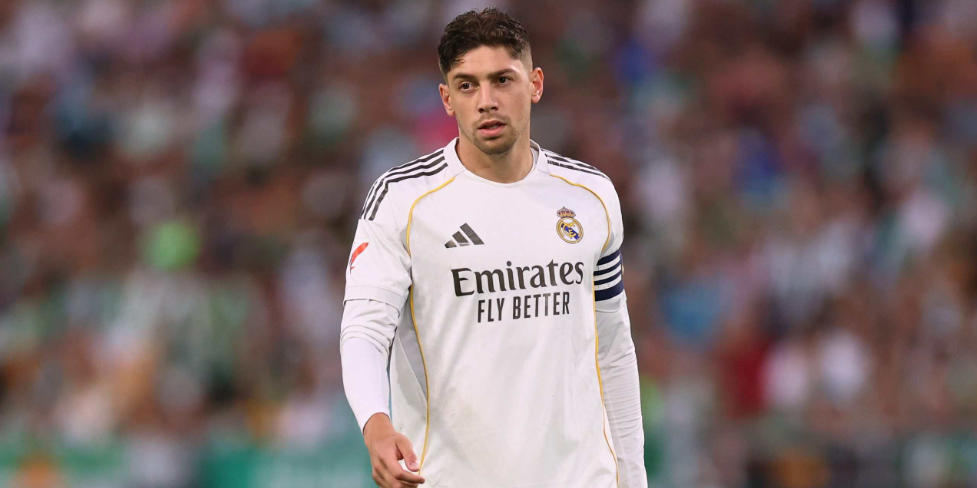غرفة الملابس تتحول إلى برميل بارود: صراعات عنيفة تندلع داخل ريال مدريد
